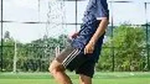 摩根-罗杰斯双响神助，维拉客场逆袭利兹联，绝地反击2-1逆转夺冠